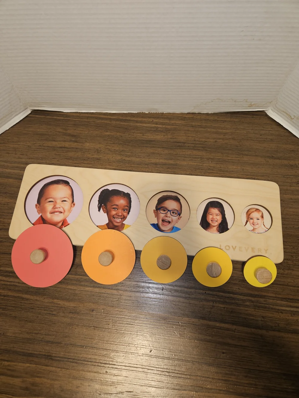 Lovevery Wooden Circle of Friends Puzzle 13-15 months